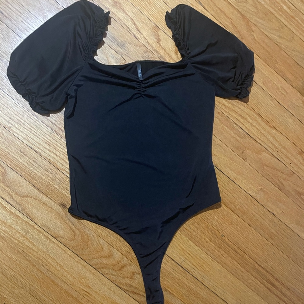 Bodysuit medium